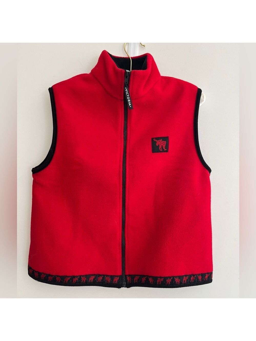 WILD COAST Red Fleece Zip Front Vest Moose Trim Hem Canada Gorpcore Outdoors